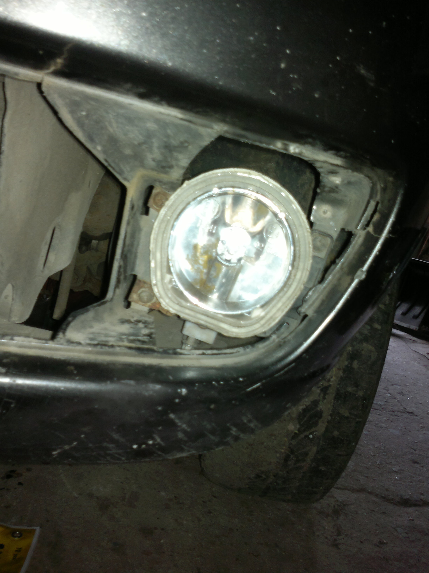 замена стекла птф — FIAT Albea, 1,4 л, 2008 года | своими руками | DRIVE2