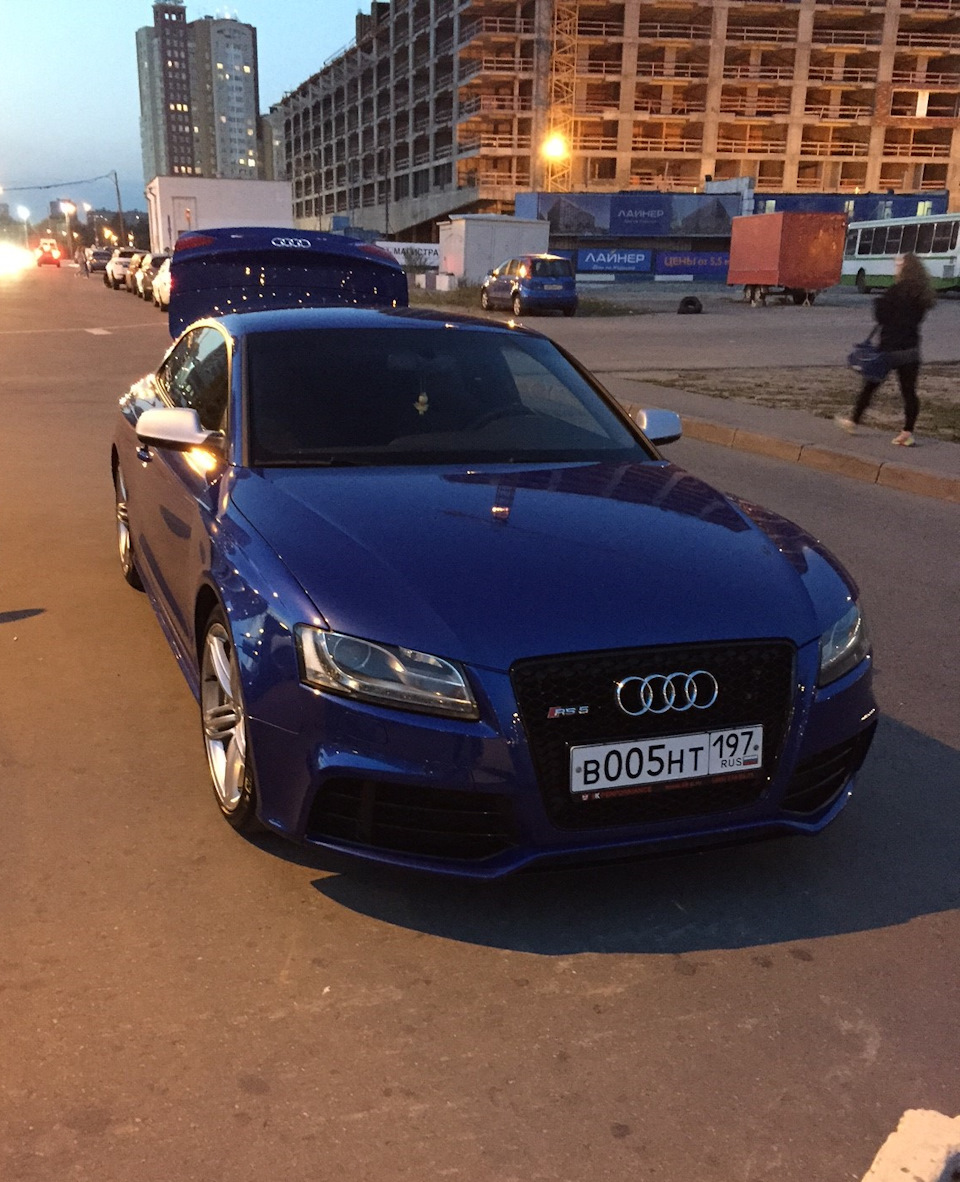 Тачка все еще ждет своего нового хозяина — Audi RS5 (1G), 4,2 л, 2011 года  | продажа машины | DRIVE2