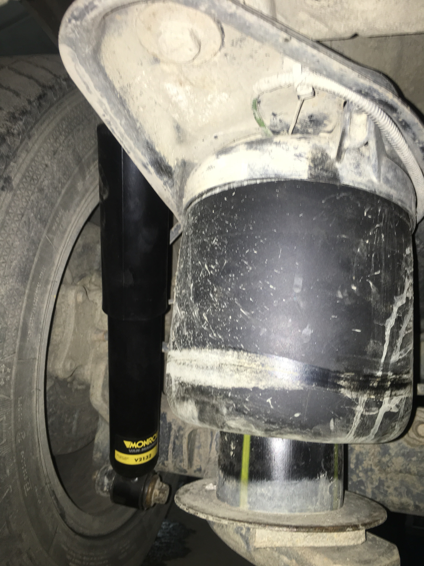 пневмо на пежо боксер 3. пневмоподвеска фиат дукато 250. пневмоподвеска ситроен джампер. пневмо на пежо боксер 3. пневмобаллоны на пежо боксер 3.