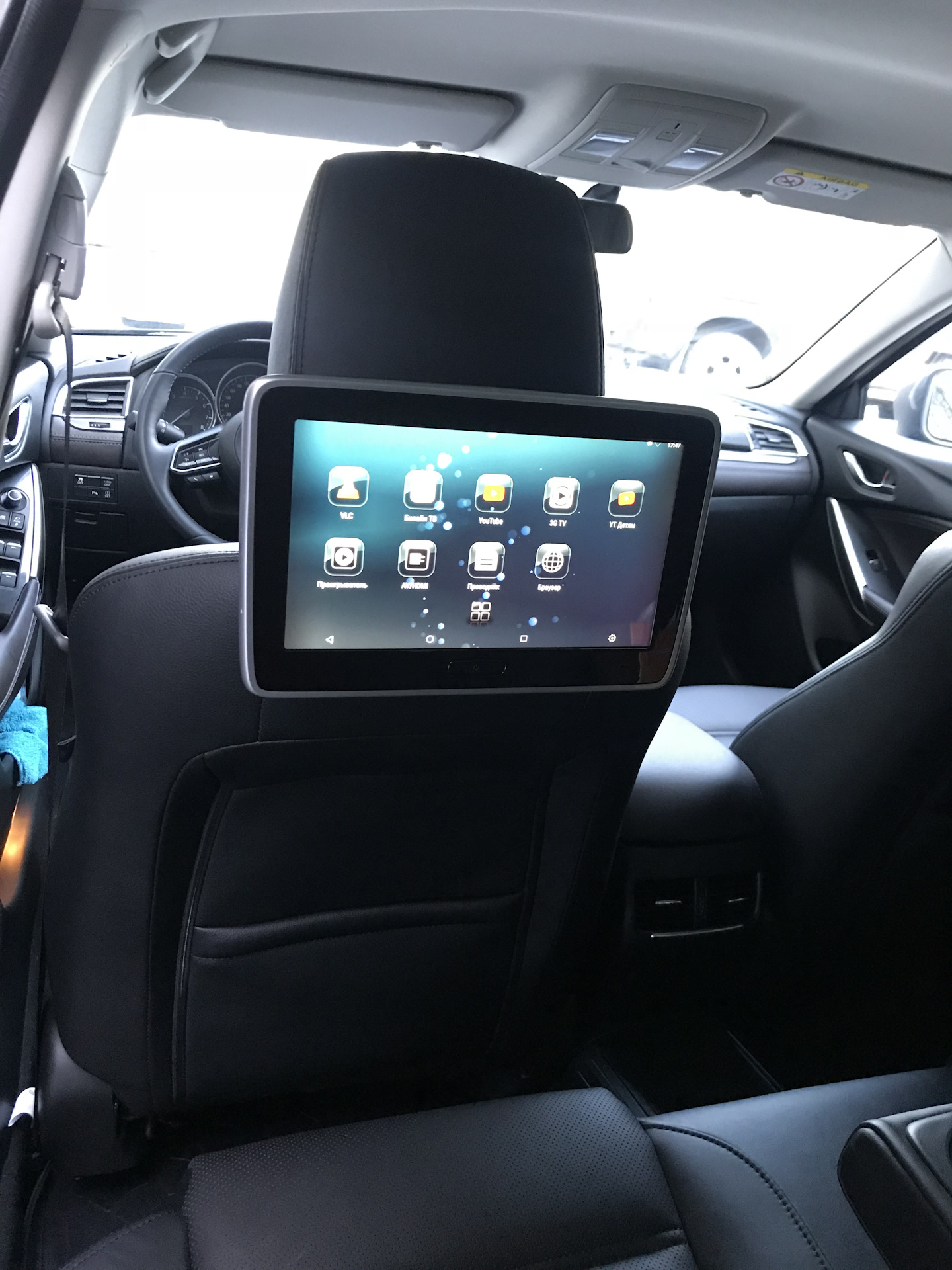Монитор в подголовник. Incar CDH-112bl. Монитор подголовник Инкар. Incar-CDH-105bl, Incar-CDH-112bl.. Incar CDH-112 BL 11.6".