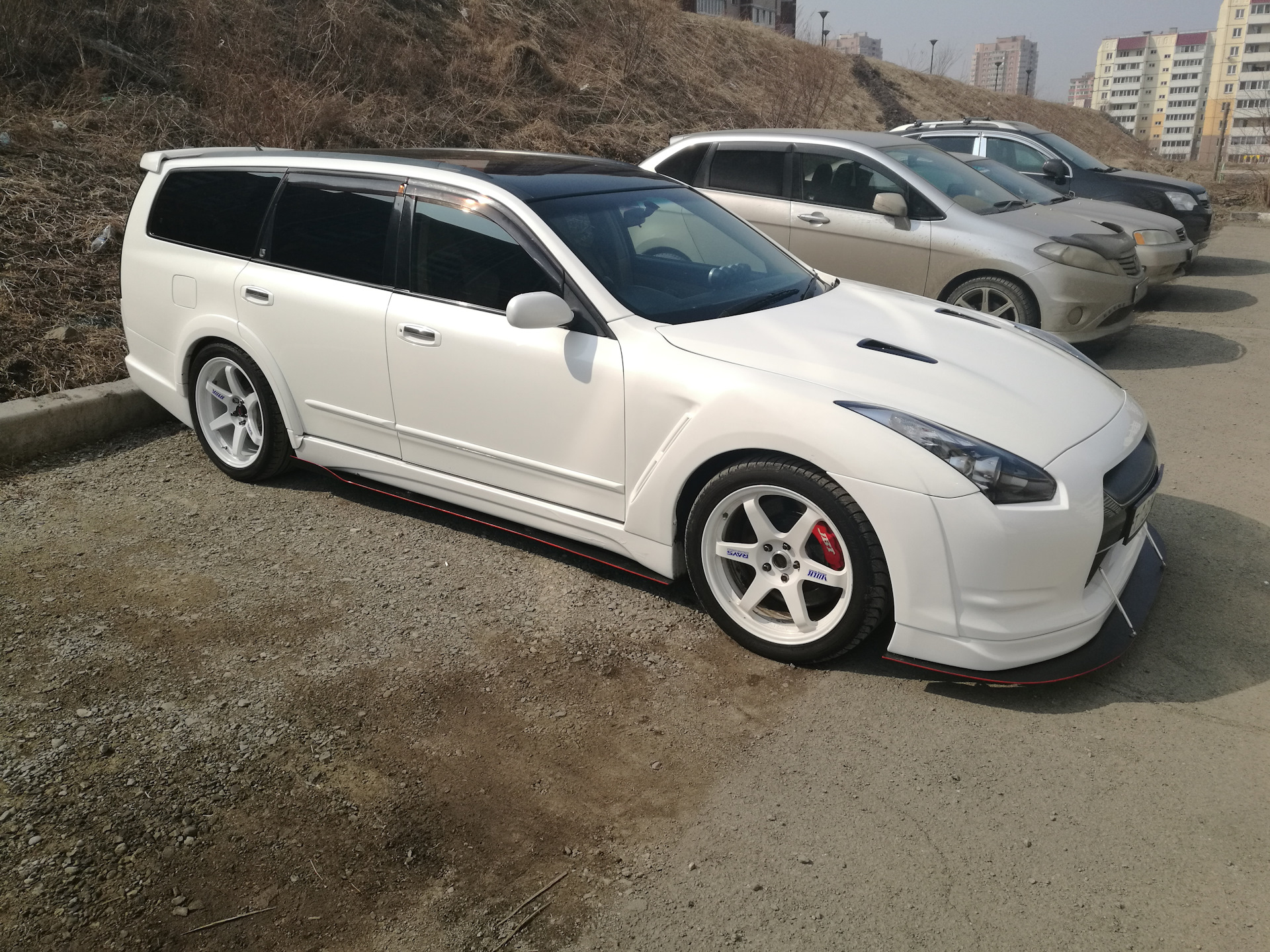 Nissan Stagea m35