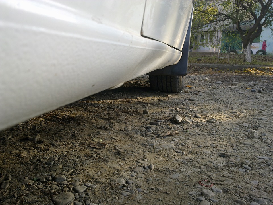 В активном поиске сервиса удаления вмятин без покраски с порогов — DRIVE2