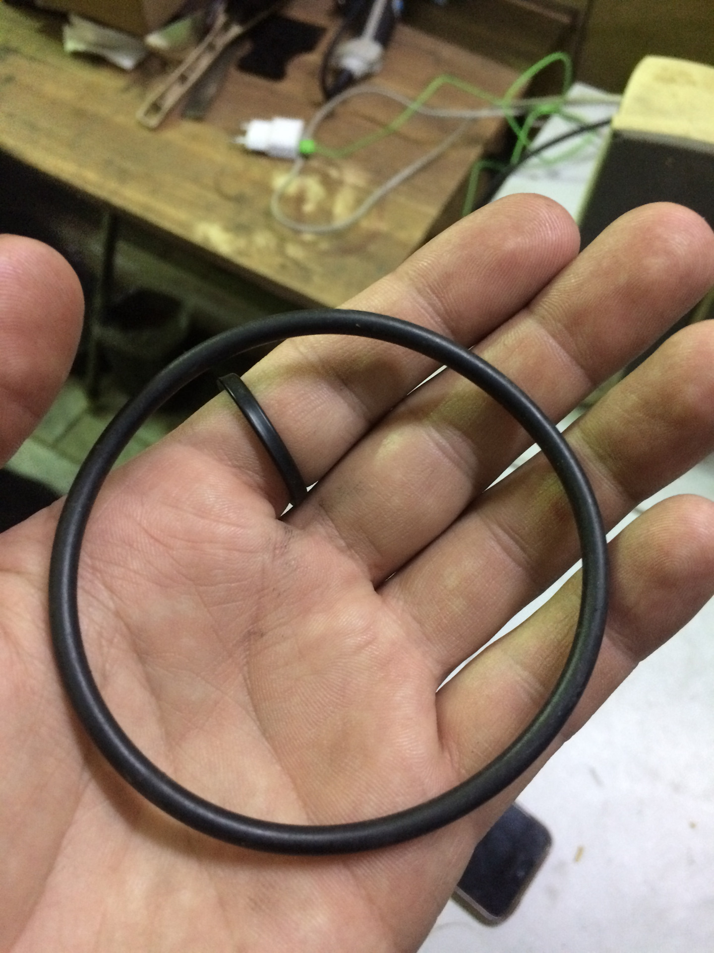 Уплотнительные кольца своими руками. Gm 6557662 уплотнительное кольцо кондиционера. Skoda octavia 1. Уплотнительные кольца для термосов 740 мм. Уплотнительные кольца своими руками.