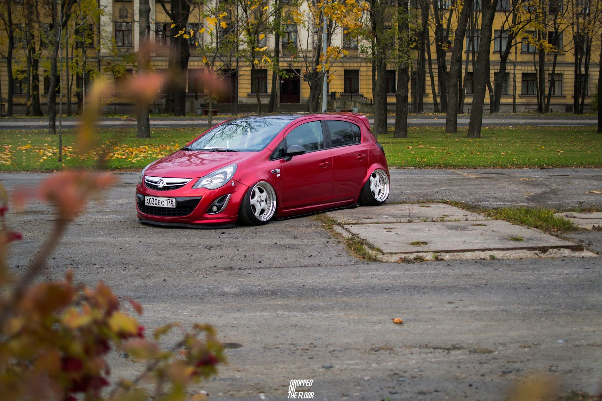 Opel Corsa 2007 stance