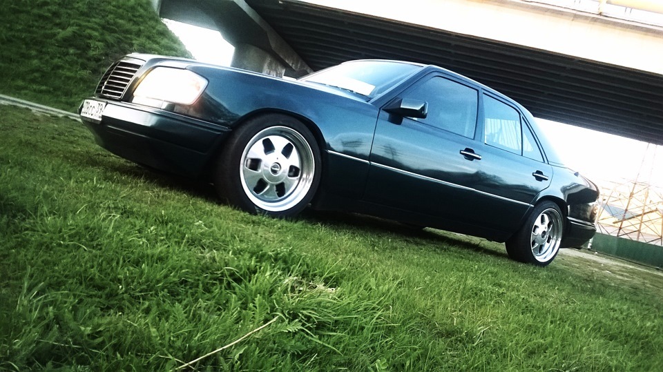 Mercedes w124 coupe на mae. Диски oz мерс 124. Mercedes benz 124 coupe. Oz mae r17. 124 2014 оз.