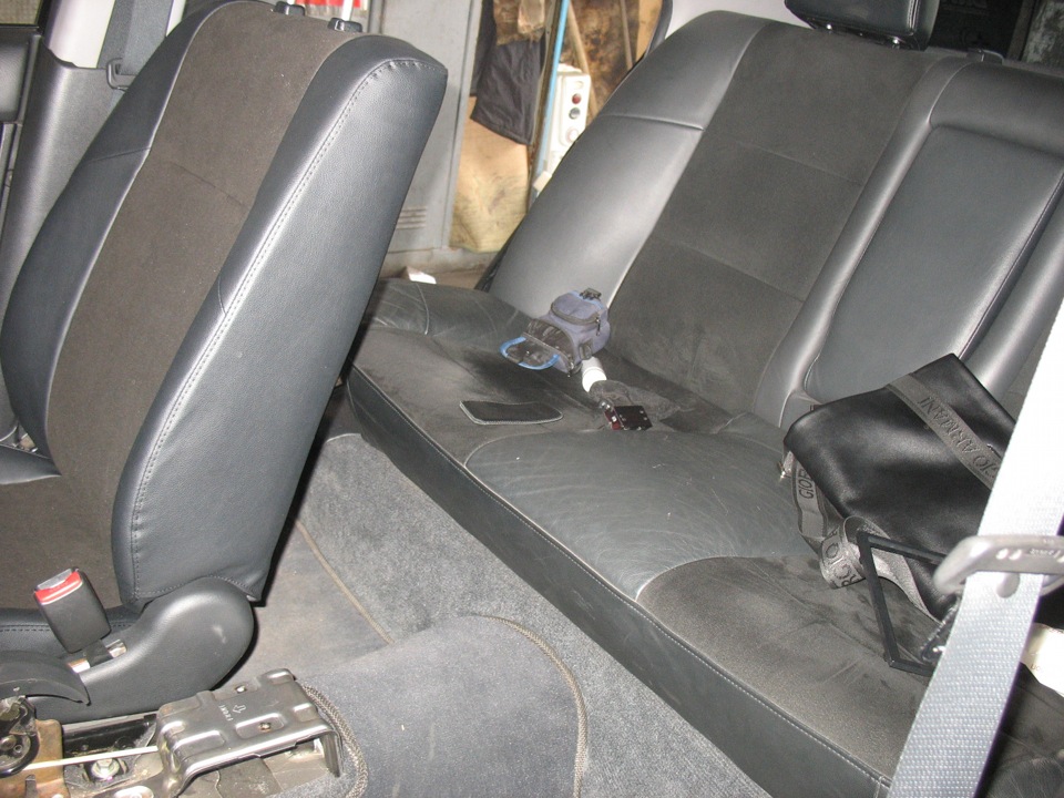 Пошив передних сидений в кожу. — Mitsubishi Lancer IX, 1,6 л, 2008 года ...