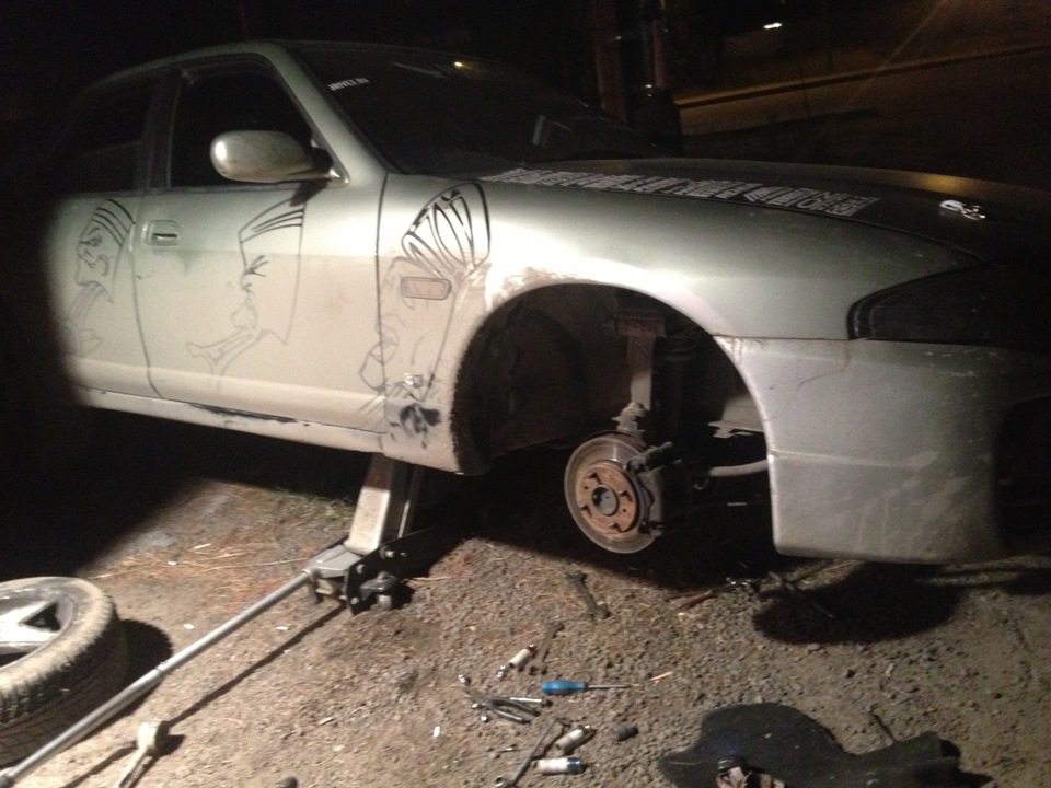 Не удачно дала угла :( — Nissan Skyline (R33 Series 2), 2 л, 1998 года ...