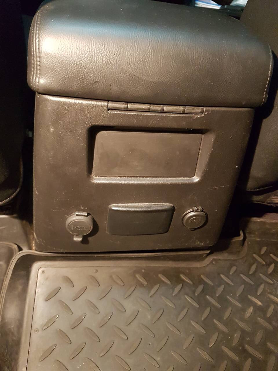 Как снять подлокотник ниссан патрол 1990 Электрофикация подлокотника - Nissan Patrol (Y61), 3 л, 2008 года тюнинг DRIVE2