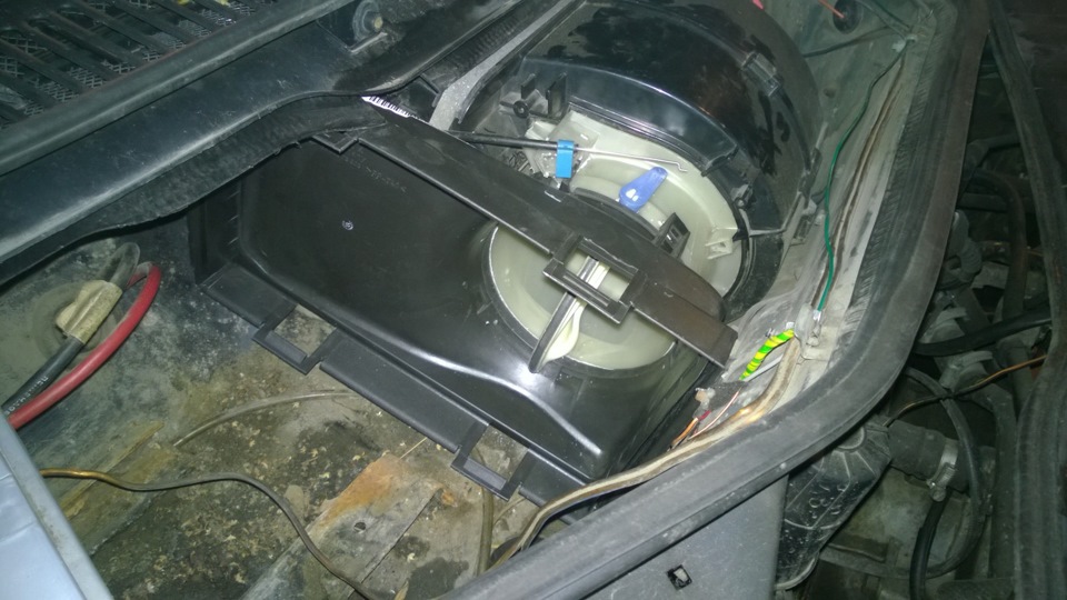 Фото в бортжурнале Audi 100 (C4)