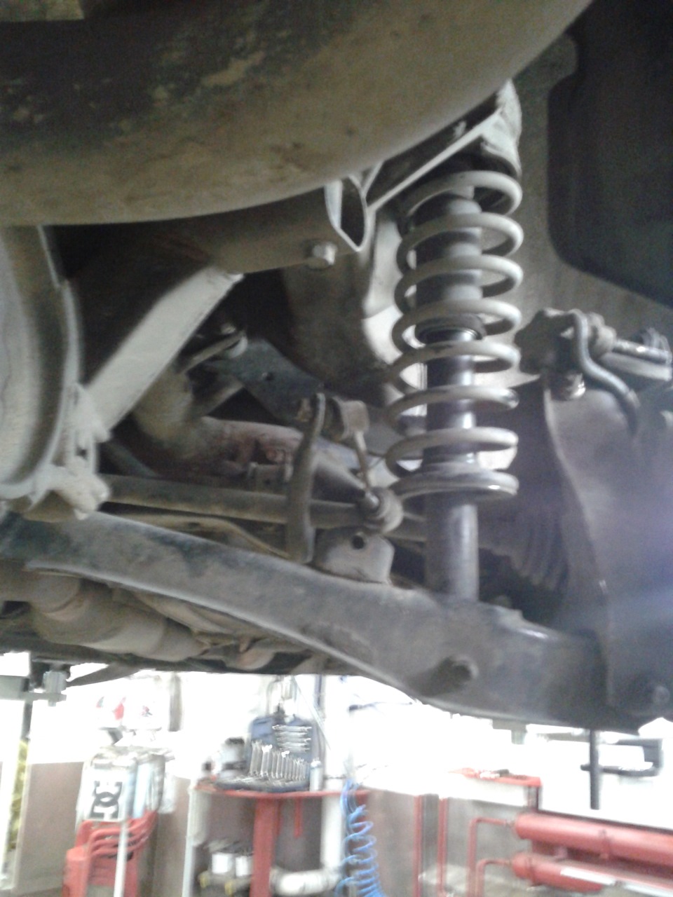 7. Заскочил на выходных в автосервис. — Mitsubishi Lancer X, 2 л, 2008 ...