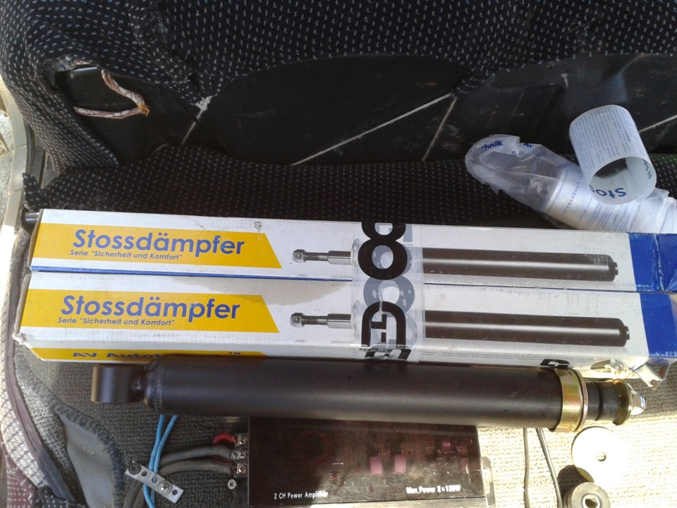 Задние амортизаторы — Москвич Святогор, 1,6 л, 1999 года | своими ...