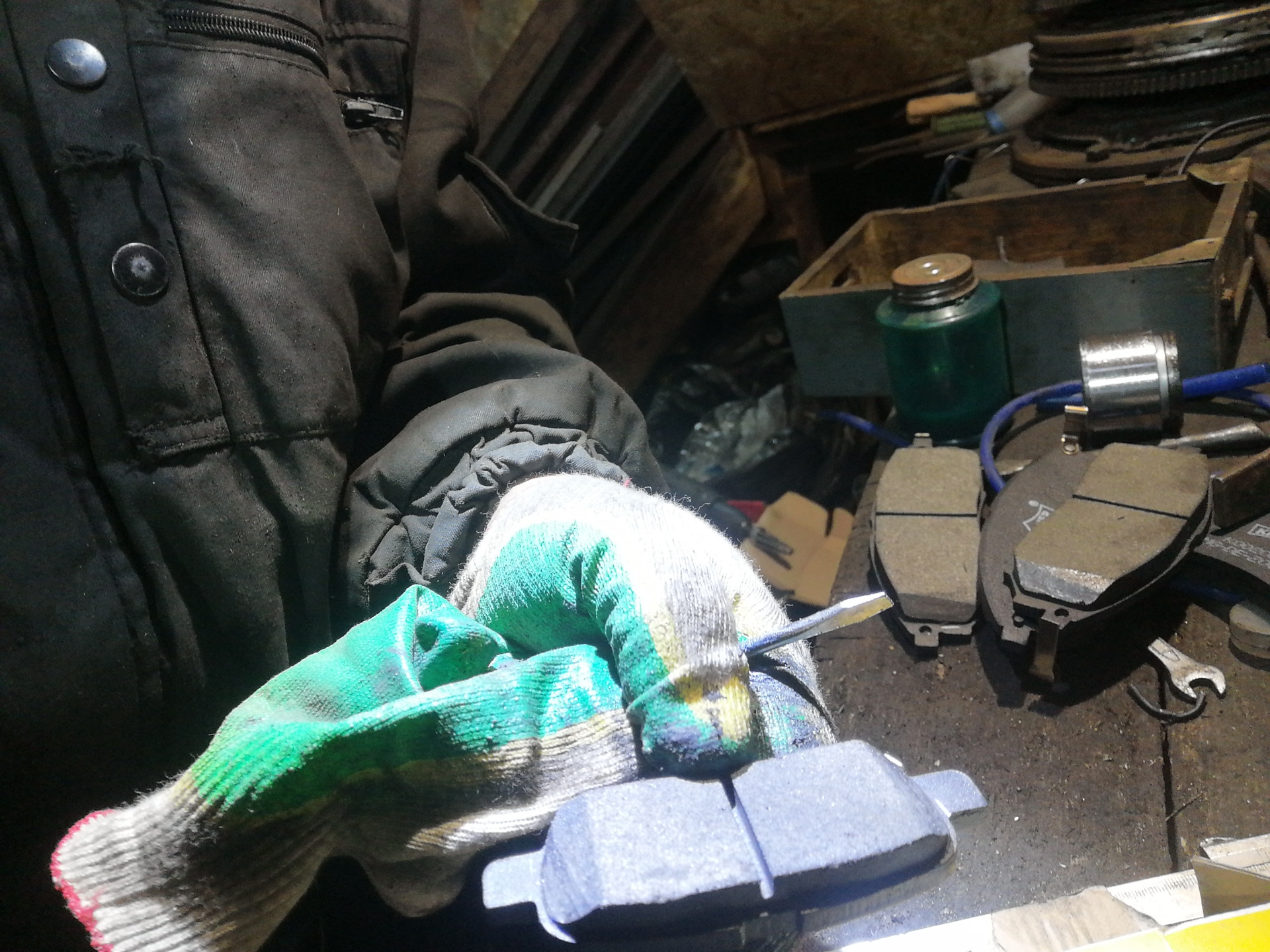 Шиповка резины и замена тормозных колодок в круг. — Nissan X-Trail II ...