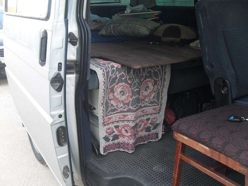 Биотуалет в БУС. — Volkswagen Caravelle (T4), 2,5 л, 2003 года ...