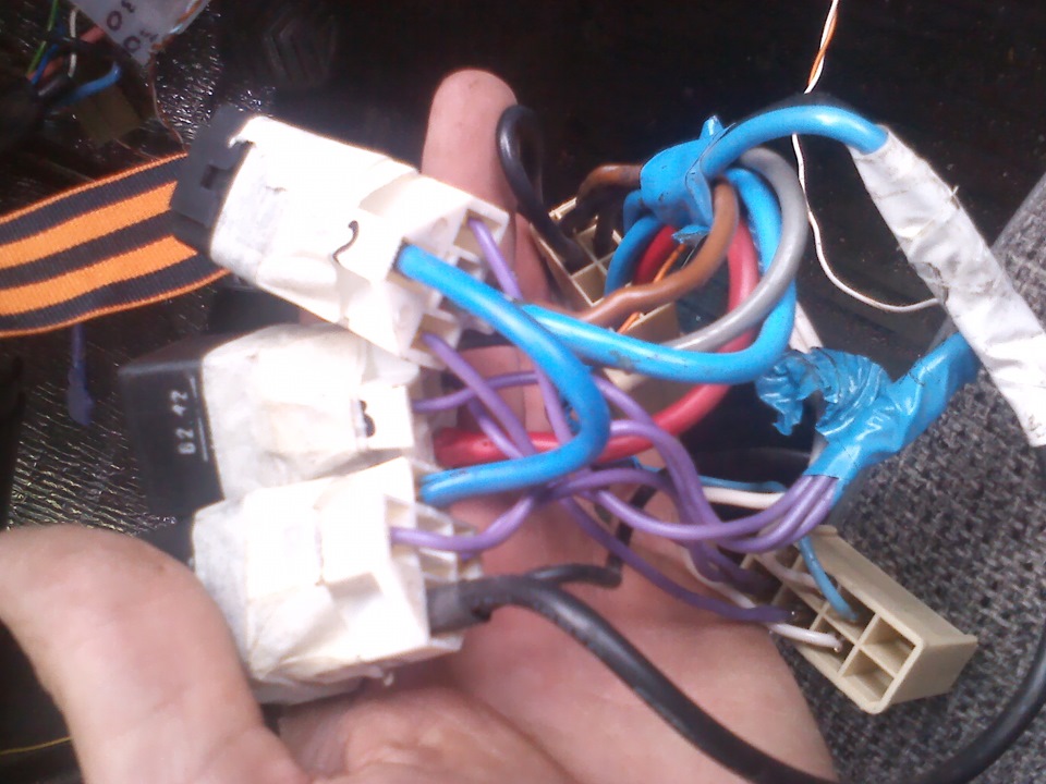 Замок зажигания от 2110 и разгрузка — Москвич 2141, 1,5 л, 1991 года ...