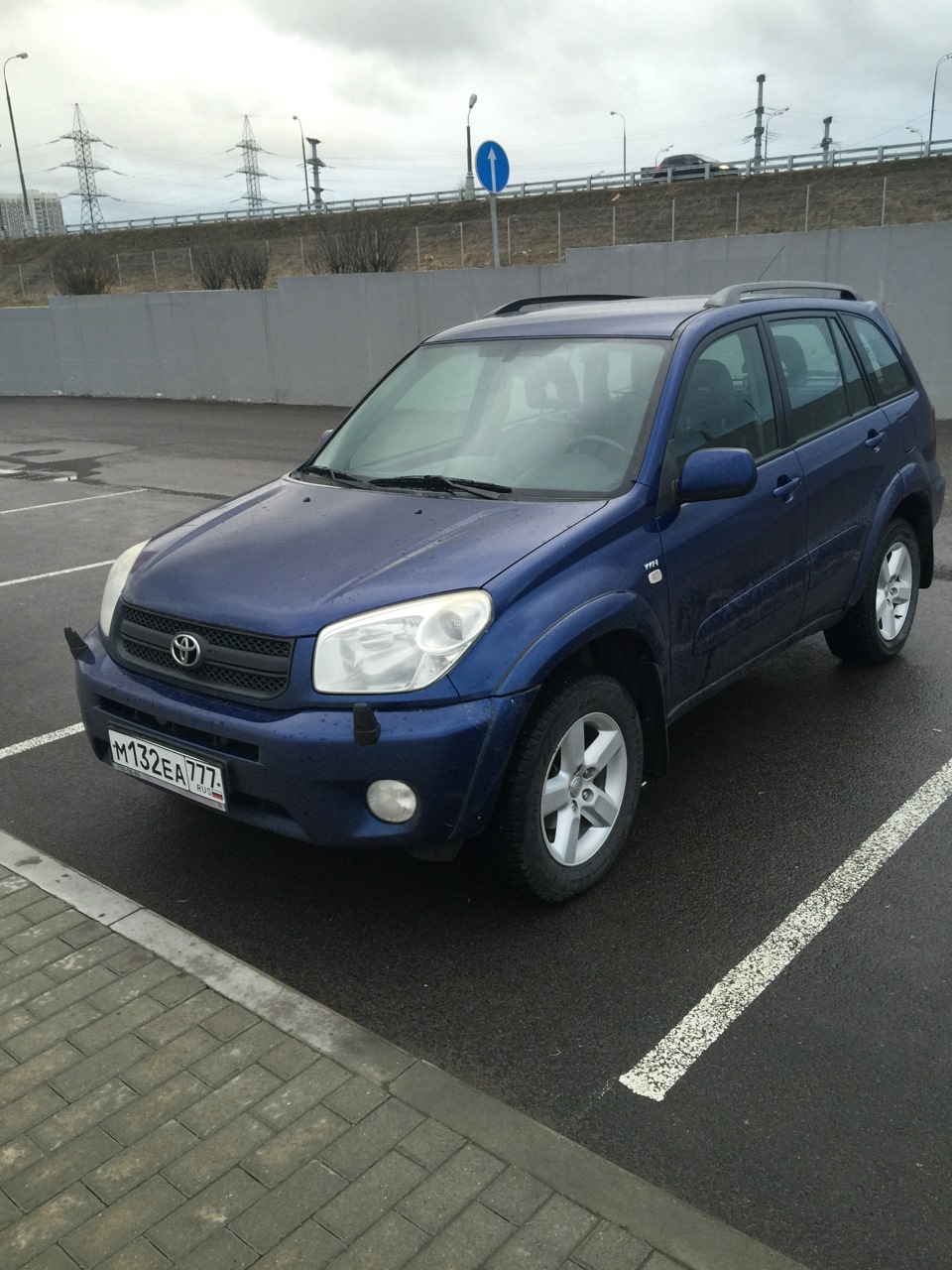 Первая встреча — Toyota RAV4 (II), 2 л, 2004 года | покупка машины | DRIVE2