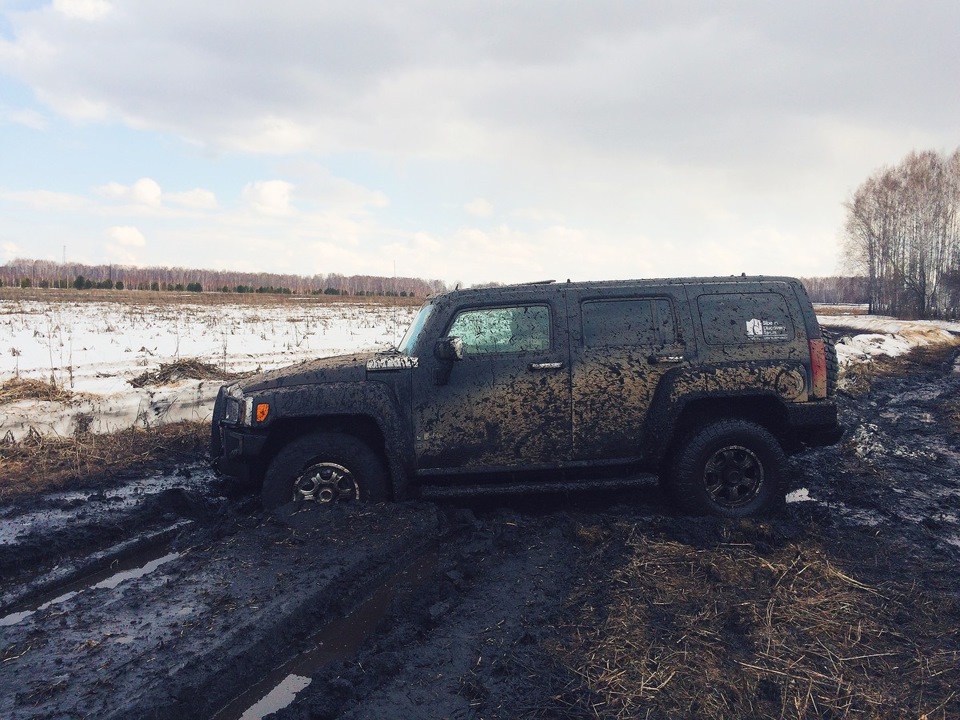 Хаммер засел рядом — Suzuki Jimny (1G)