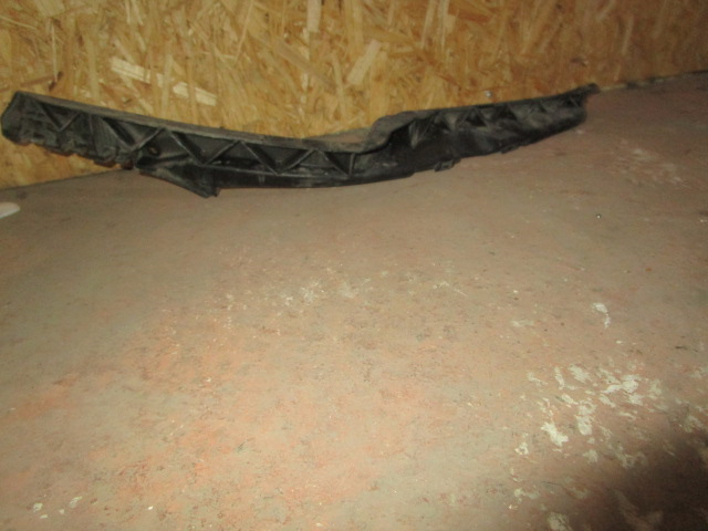 Направляющая переднего бампера левая Skoda Octavia (A5 1Z-) 2004-2013 ...