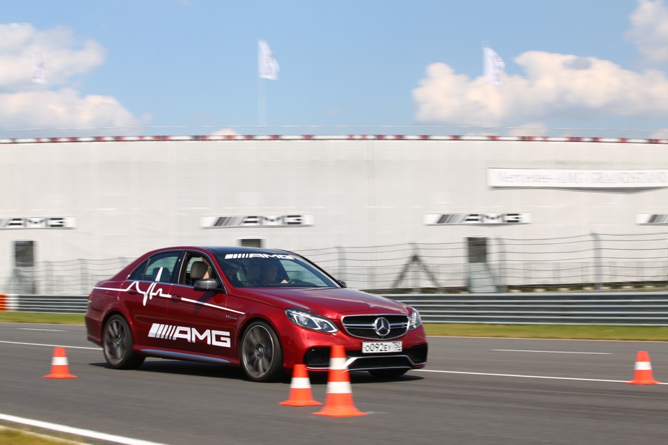 Amg drive