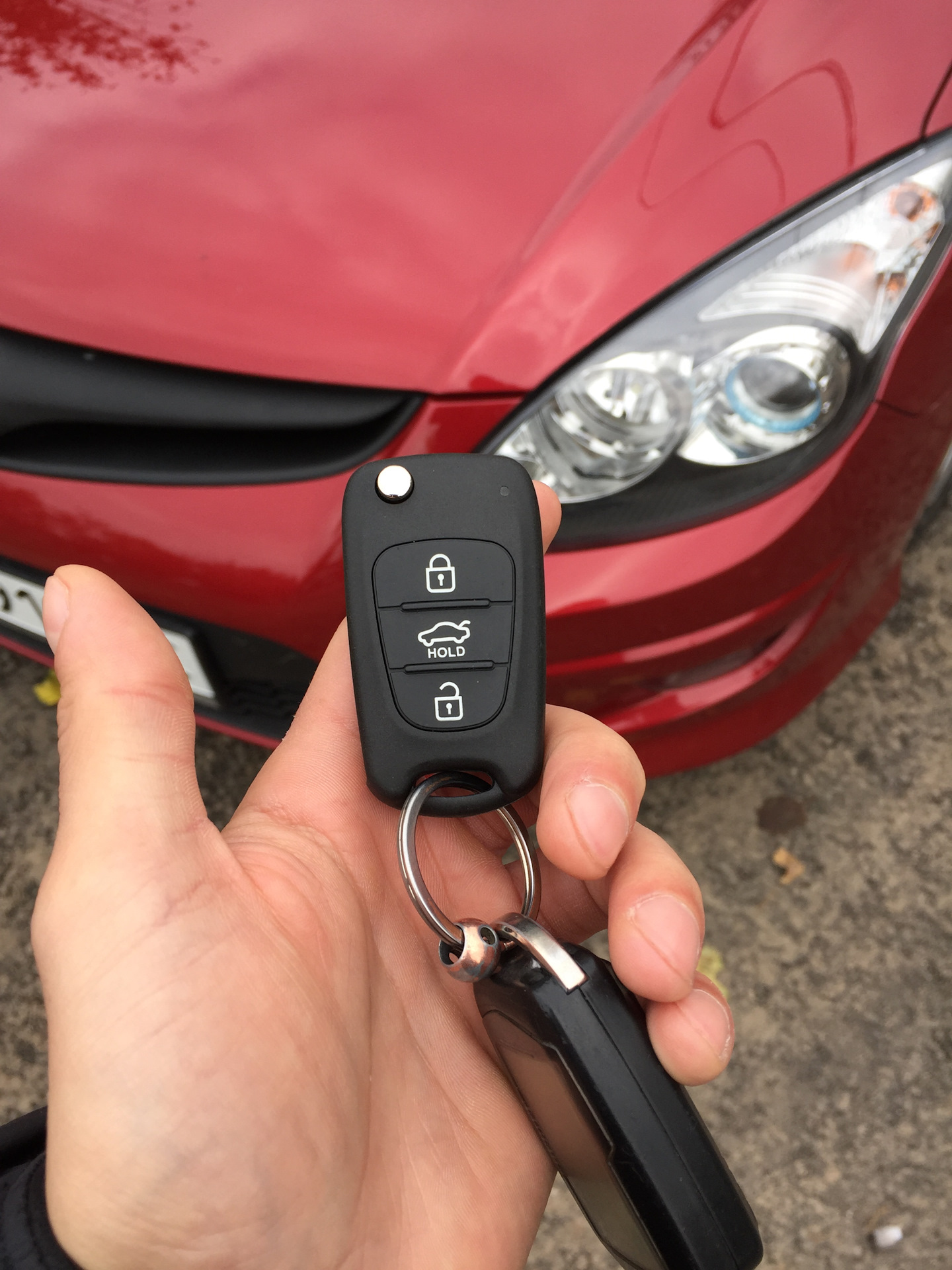 Key 01. Hyundai i30 ключи. Ключ Хендай i30. Хендай ай 30 ключи. Выкидной ключ зажигания на Хендай i30 2011.