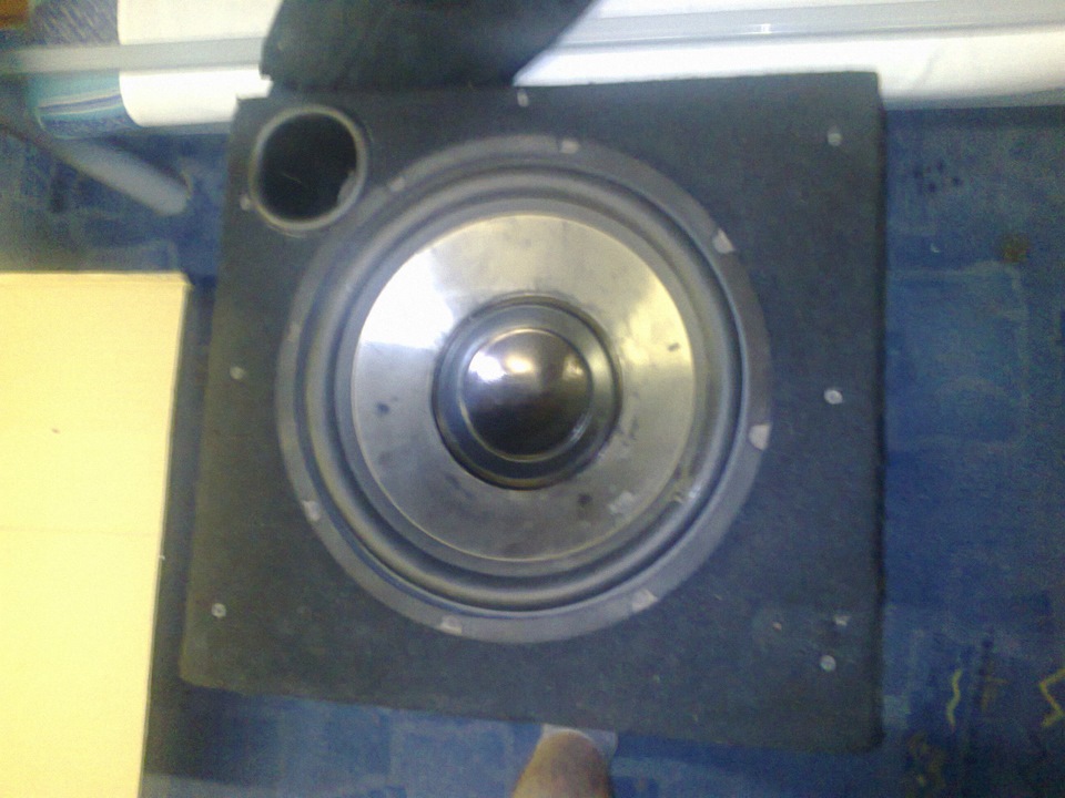 саб с усилком [продано] — Lada 2109, 1,5 л, 1997 года | автозвук | DRIVE2