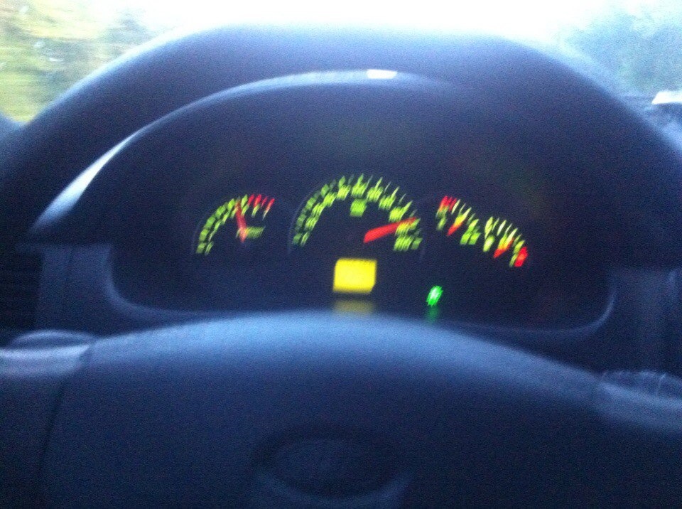 Поездка Белгород-Курс-Белгород. — Lada Приора хэтчбек, 1,6 л, 2011 года ...