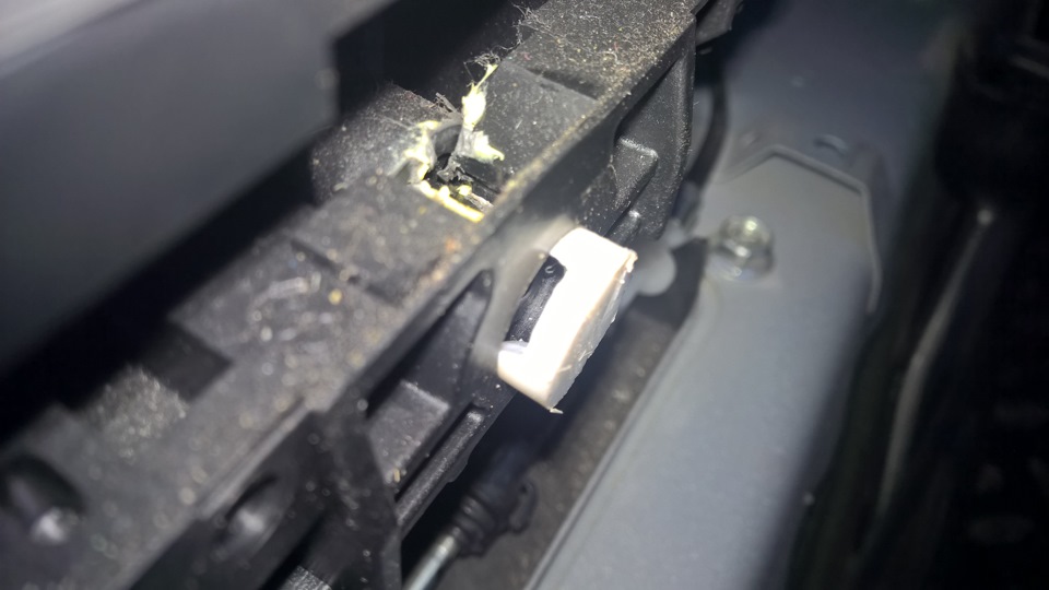 Фото в бортжурнале Nissan Note (1G)