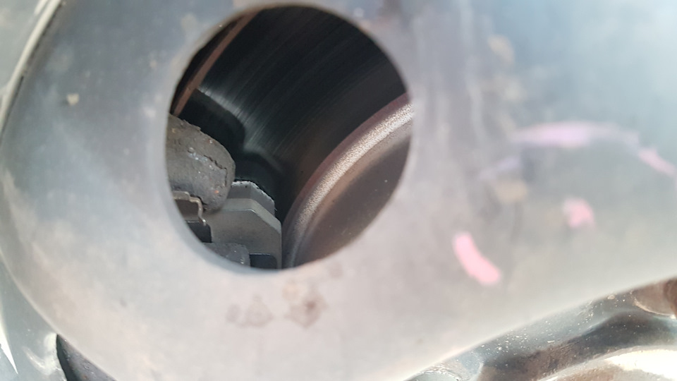 Суппорт клинит и перегревает диск :( — Nissan Almera I (N15), 1,4 л ...