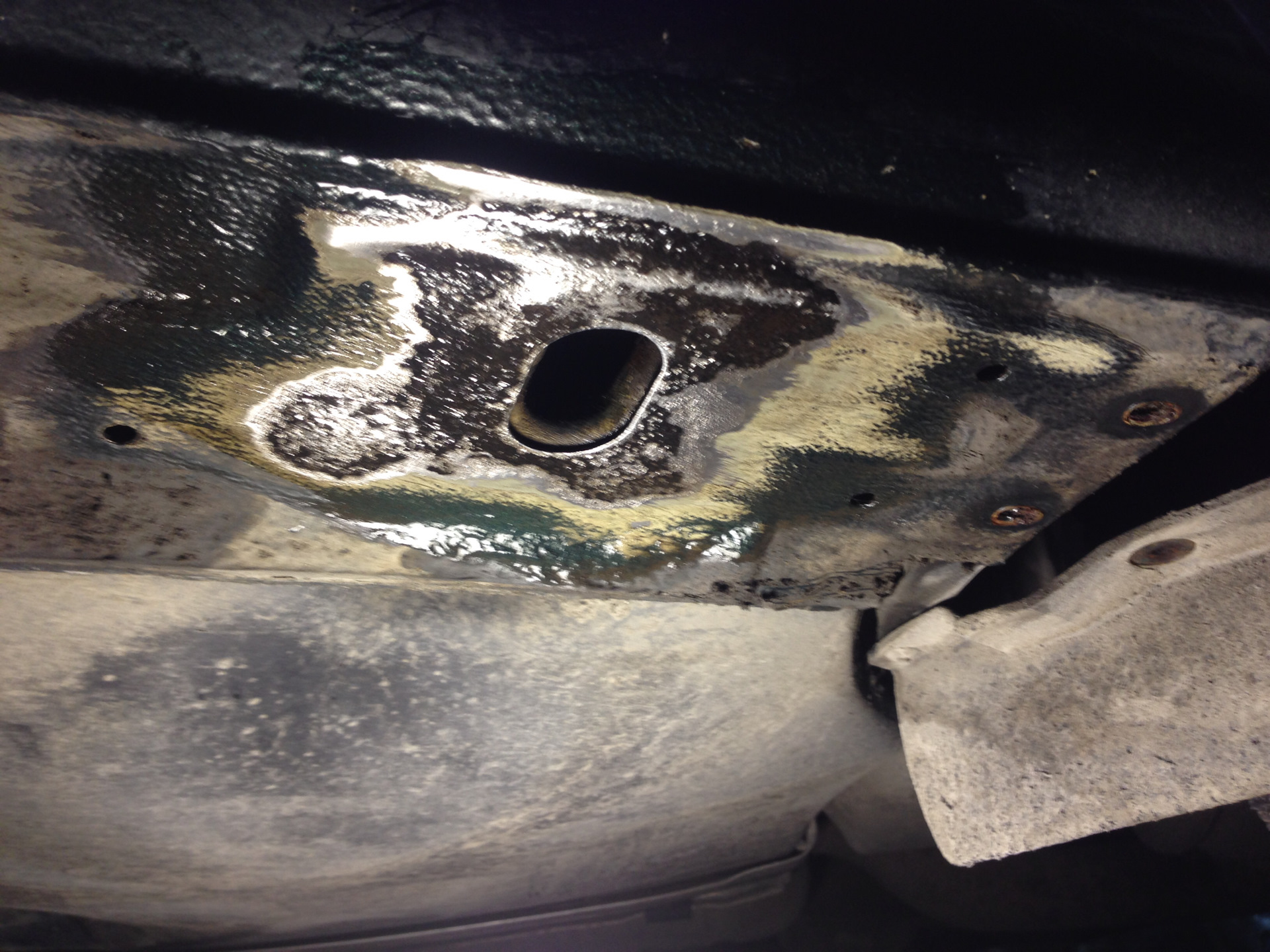 Поддомкратник е39. BMW e39 поддомкратники. Поддомкратник БМВ е38. Поддомкратники BMW f10. Поддомкратник е39 номер.