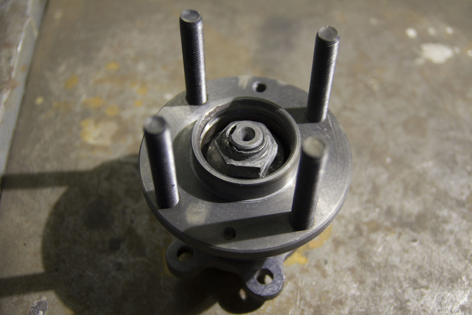 Установка колесных шпилек на классику. — Lada 21074, 1,6 л, 1999 года ...