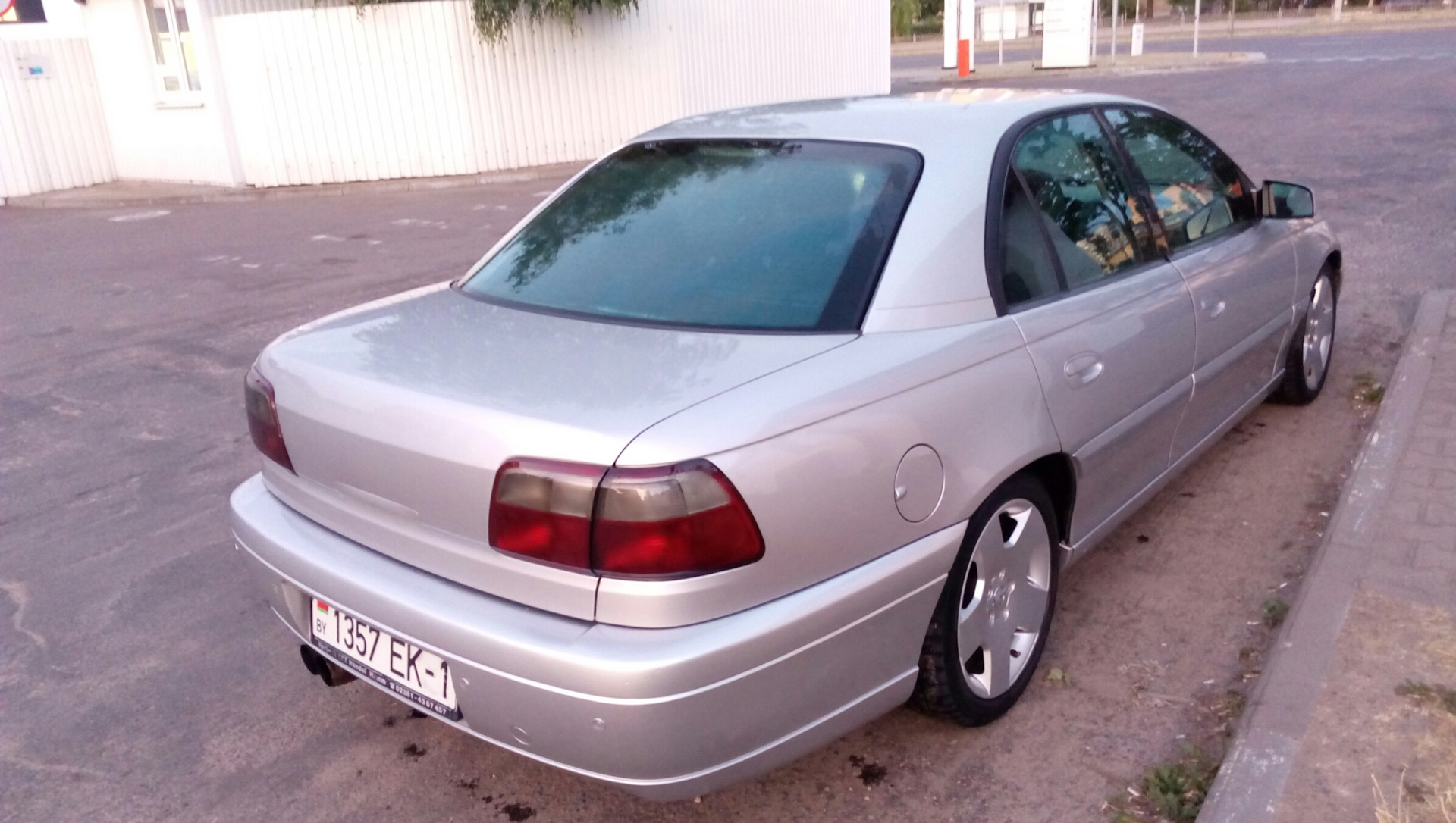 Правая пошла или 324 тыс км ресурс шаровой опоры — Opel Omega B, 2,2 л ...