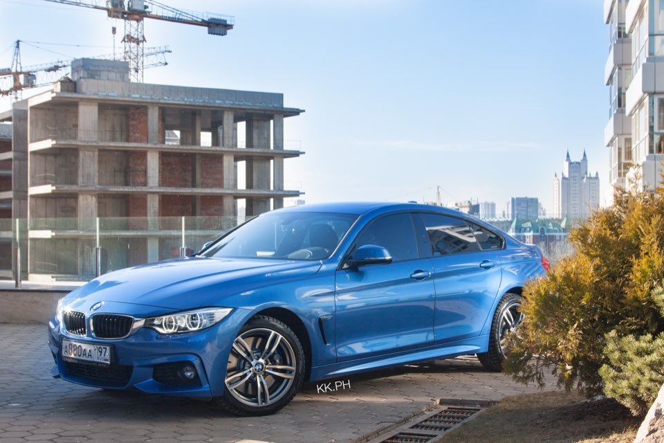 BMW 4 Gran Coupe бирюзовый