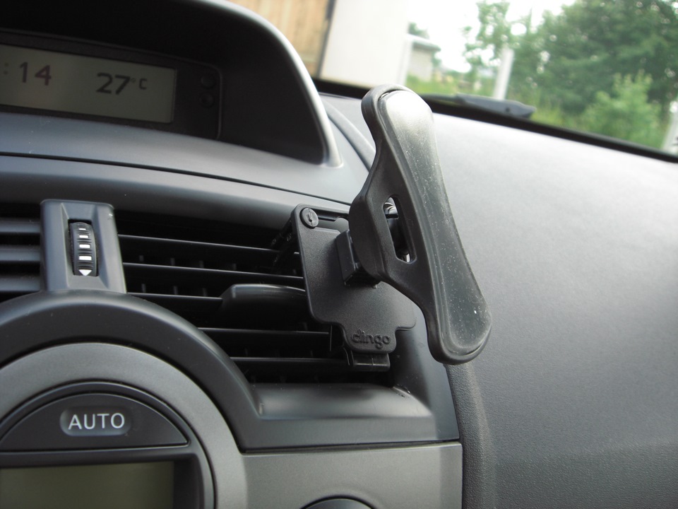 Новый держатель для телефона. — Renault Megane II, 1,6 л, 2006 года ...