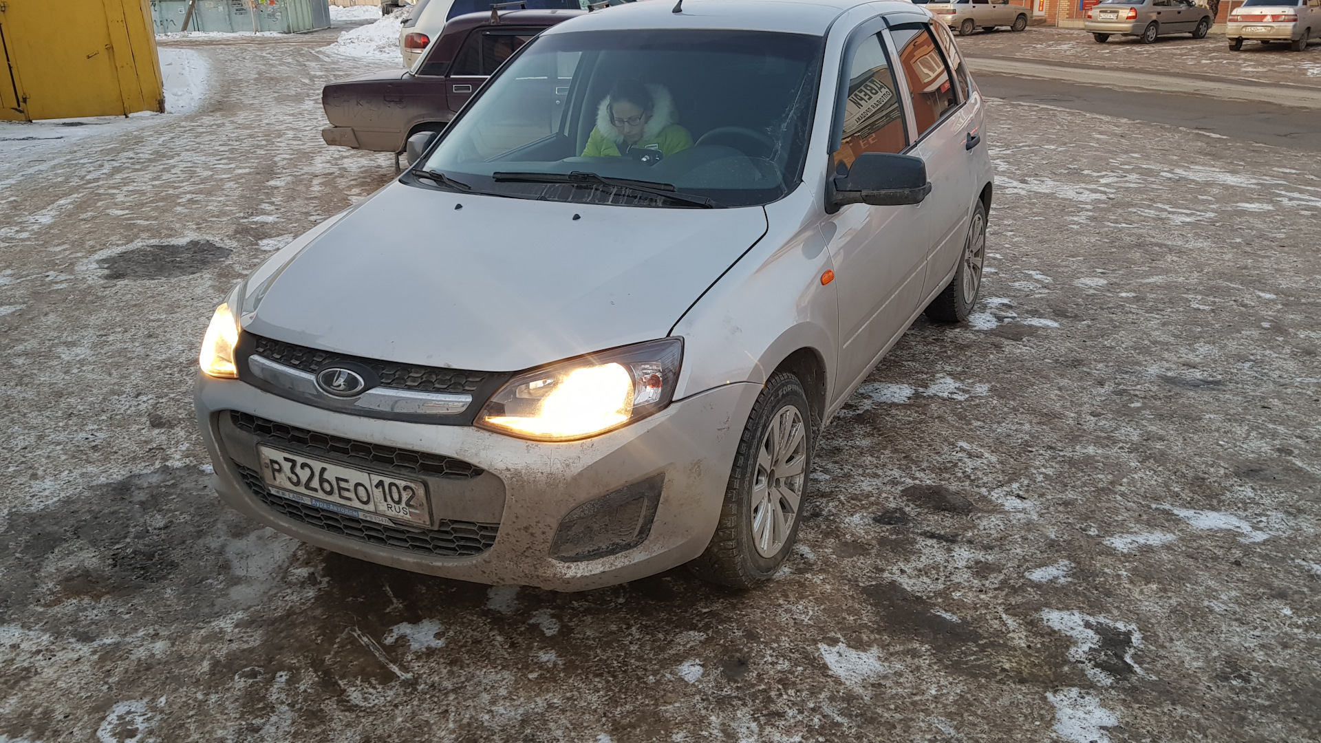 Lada Калина 2 хэтчбек 1.6 бензиновый 2013 | на DRIVE2