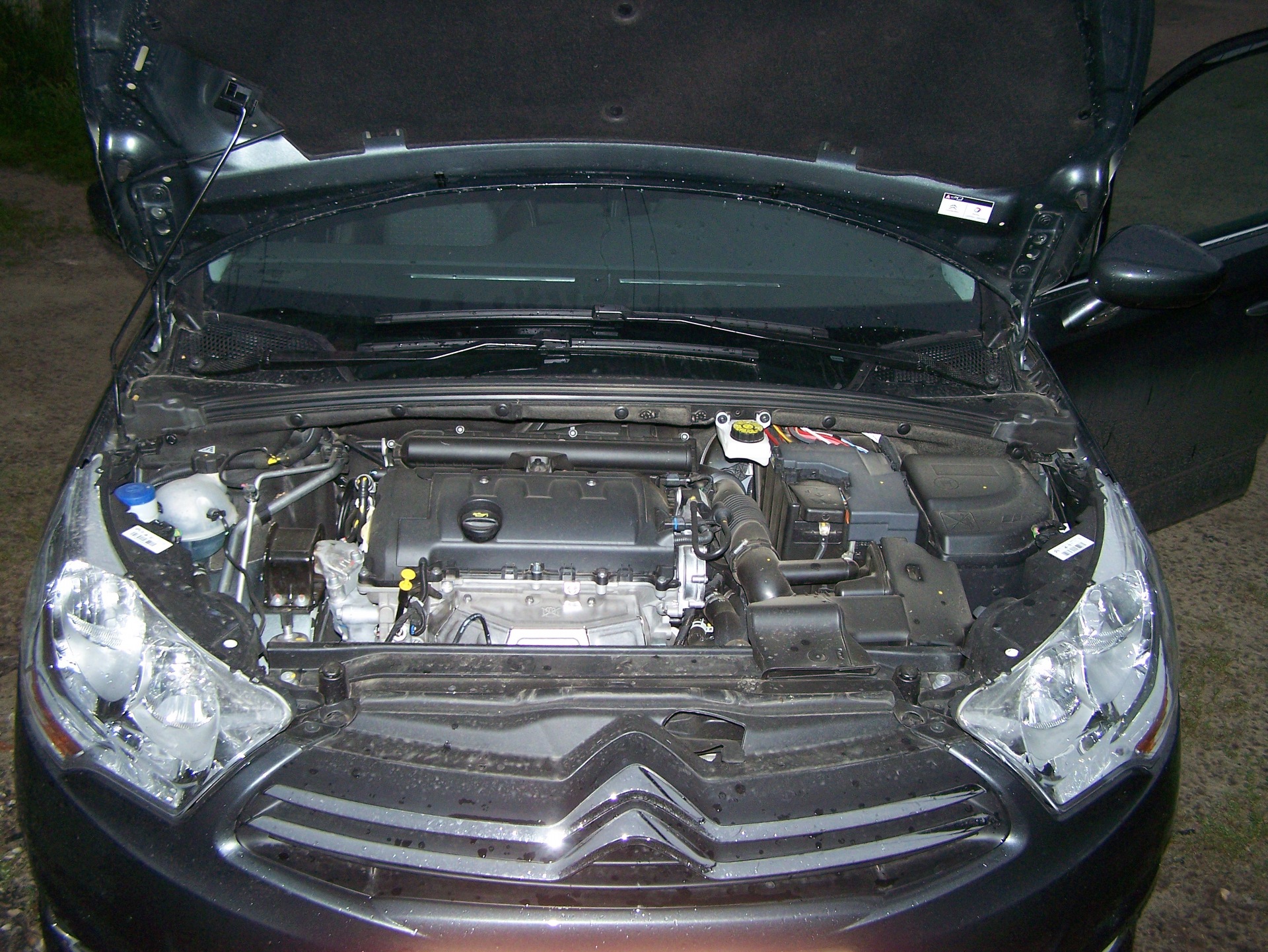 Фото в бортжурнале Citroen C4 (2G)