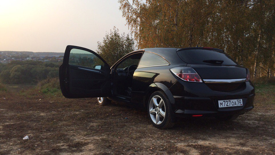 Opel Astra h 2007 черная