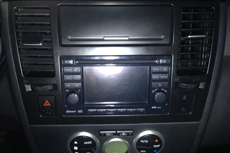 Фото в бортжурнале Nissan Tiida (1G)