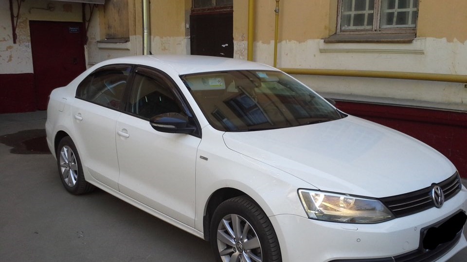 Нужно ли менять опору переднего амортизатора? — Volkswagen Jetta VI, 1 ...