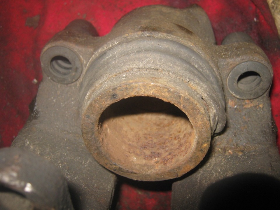 48c2fe8s 960 Как выдавить поршень тормозного суппорта