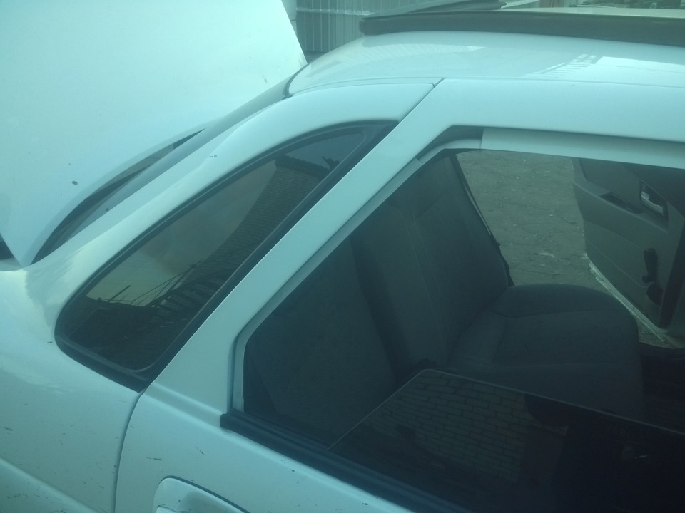 Поклейка машины — Lada Приора седан, 1,6 л, 2013 года | стайлинг | DRIVE2