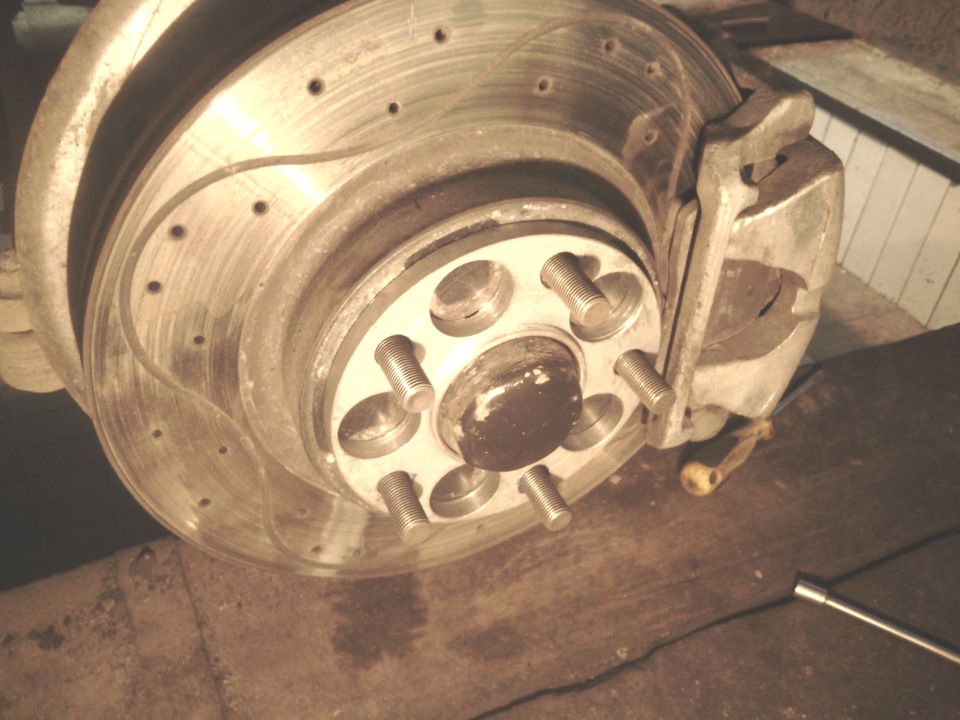 Чертеж проставок под фордовские диски с вылетом (et) 52,5мм на Волгу ...