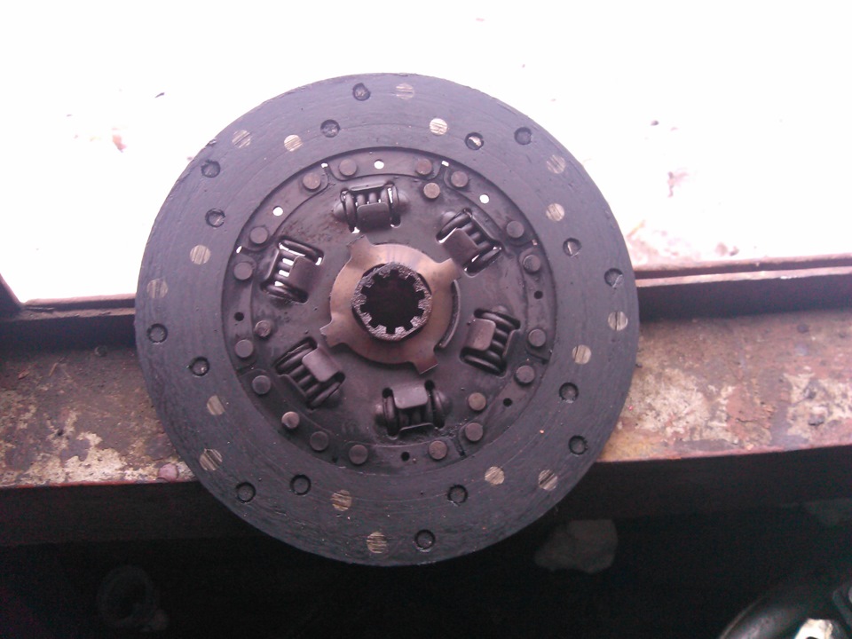 сцепление снято — ГАЗ 3110, 2,2 л, 2001 года | просто так | DRIVE2