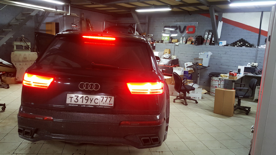 Фото в бортжурнале Audi Q7 (2G)