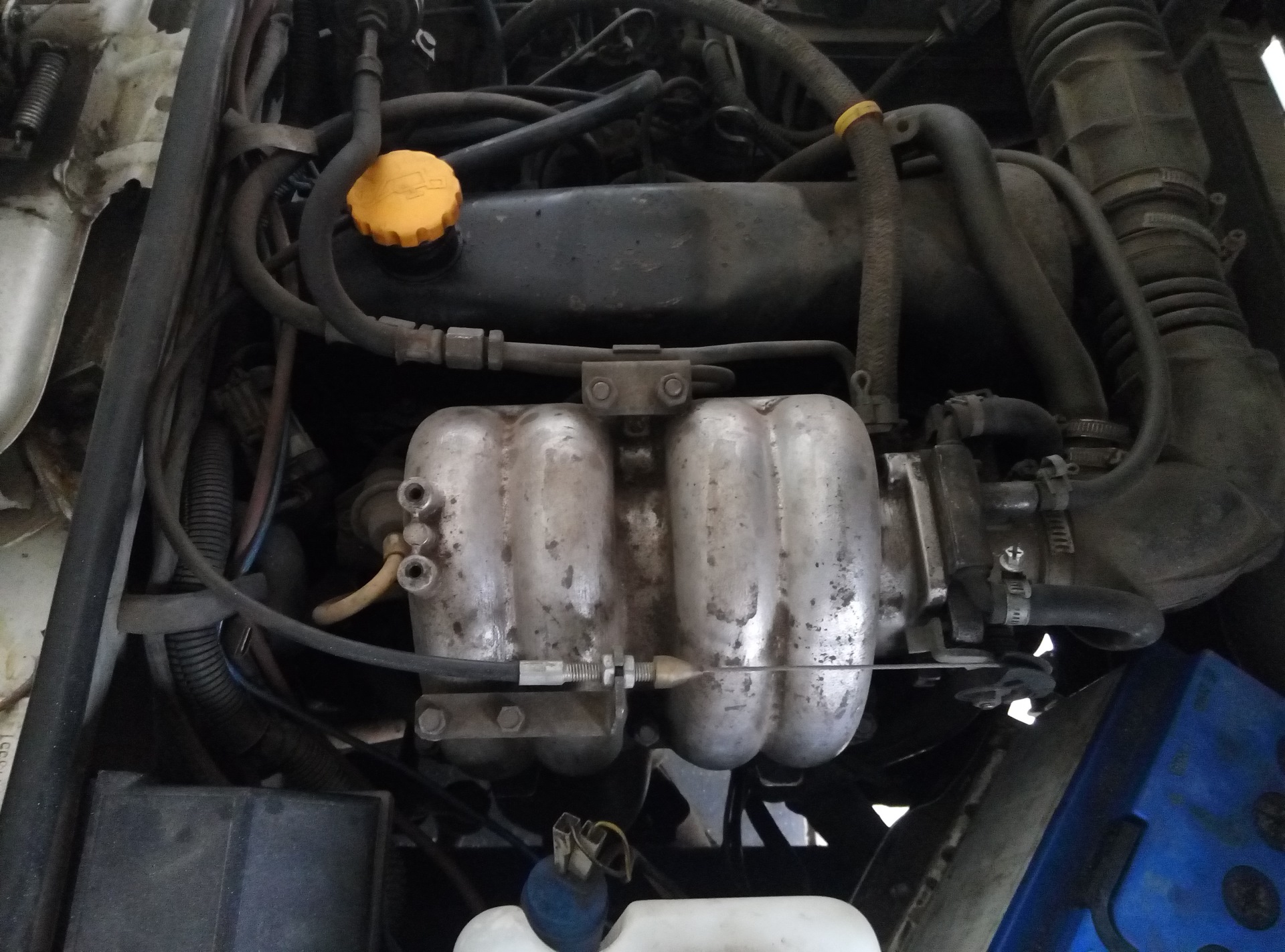 инжекторный мотор ваз 2107. 5. двс ваз 2104 на инжекторе. форсунки ваз 2104. форсунки ваз 2104.