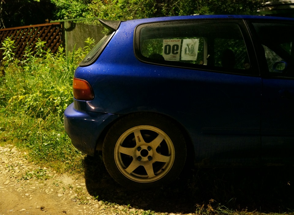 Украли колеса! — Honda Civic Hatchback (5G), 1,8 л, 1992 года ...