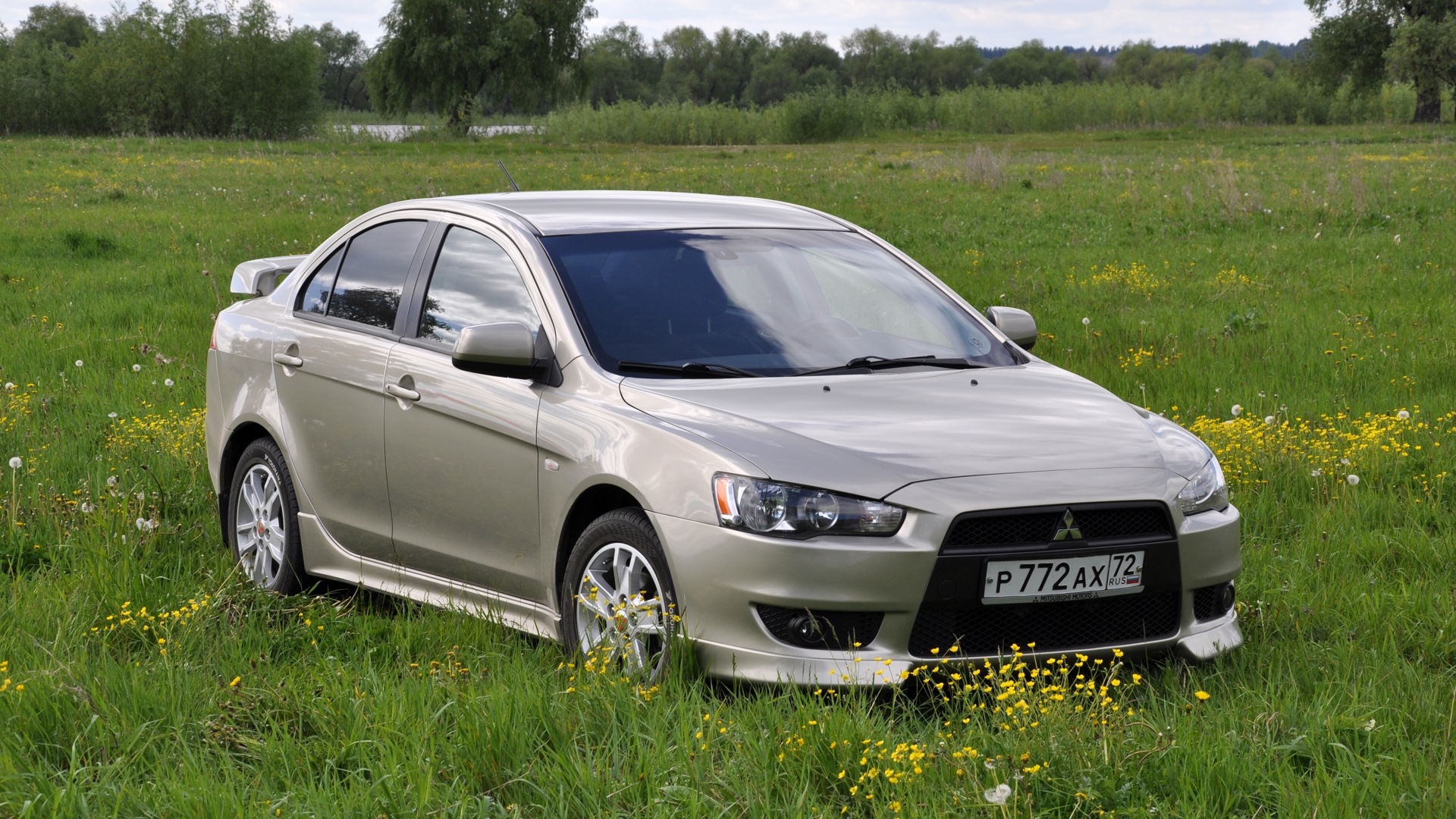 Mitsubishi Lancer 10 Р±РµР¶РµРІС‹Р№