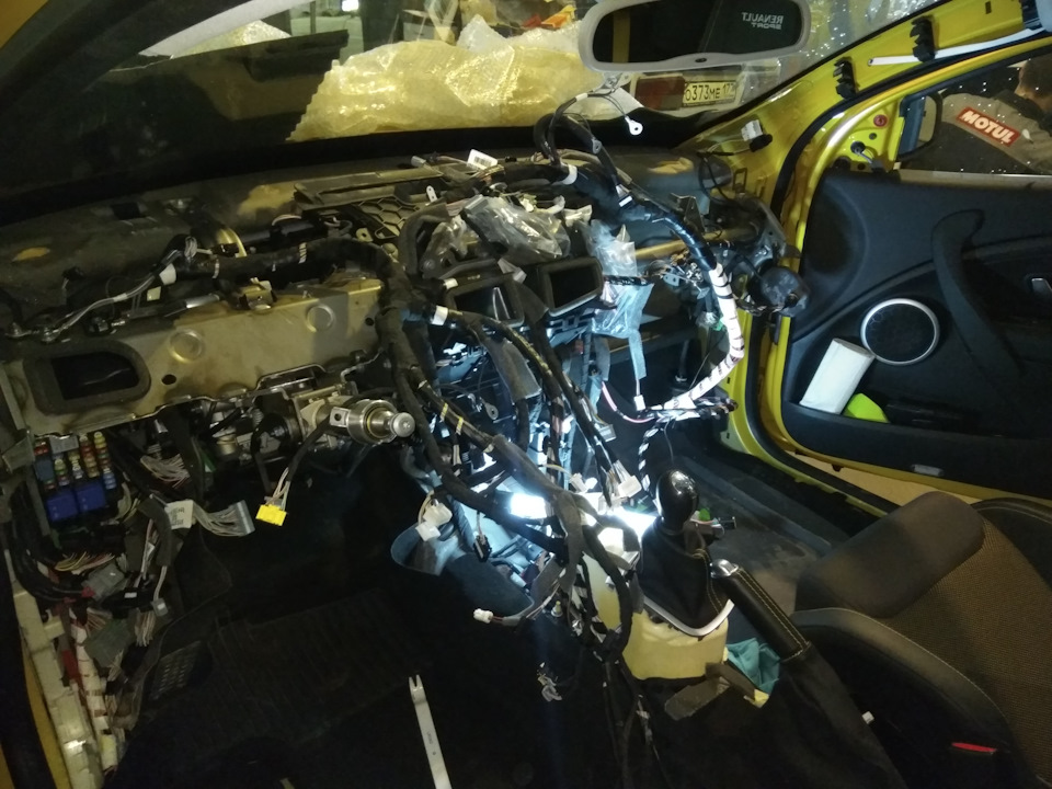 Пошла жара — Renault Megane Sport RS