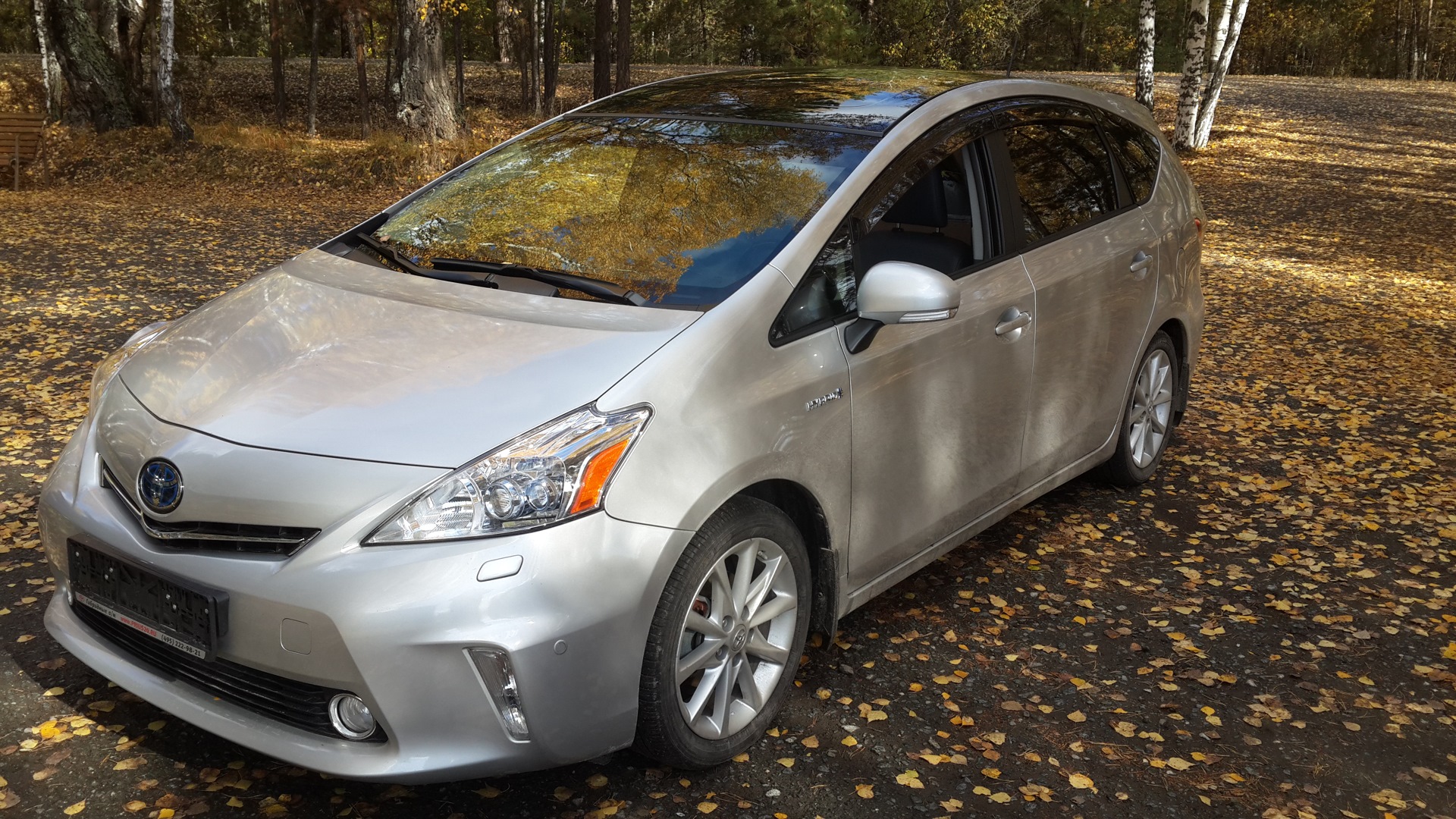 Toyota Prius V 1.8 гибридный 2012 | на DRIVE2