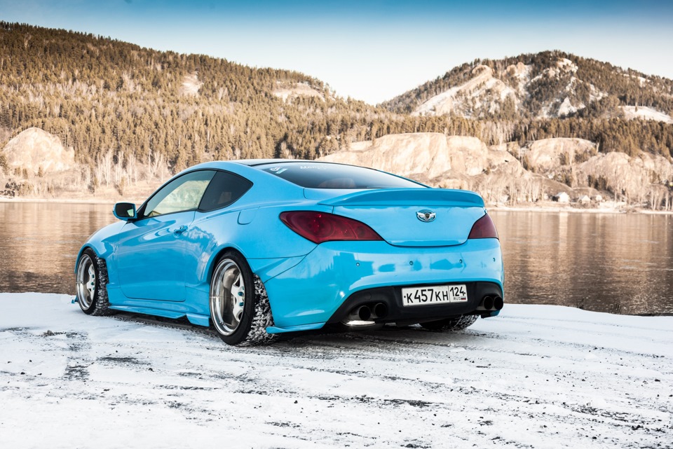 Hyundai Genesis Coupe stance