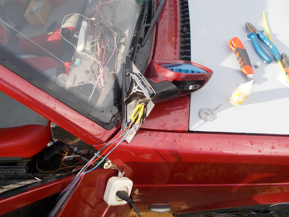 Подключение электрозеркал Audi A8 и некоторые мелочи. — Москвич ...