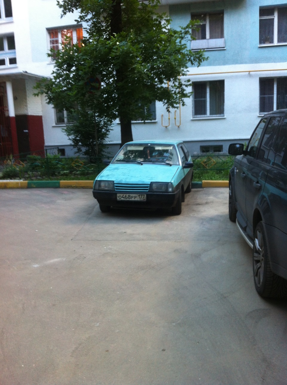 Покрасил капот из баллончика! Не айс))))) — Lada 21083, 1,5 л, 2000 ...